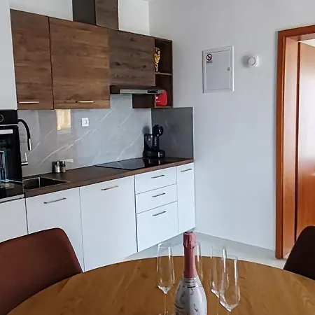 Arcadia Apartment